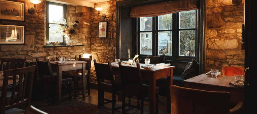 Burford on the Hill - The Hare at Milton-under-Wychwood: Seafood & Seasonal Dining in the Cotswolds The Hare Pub
